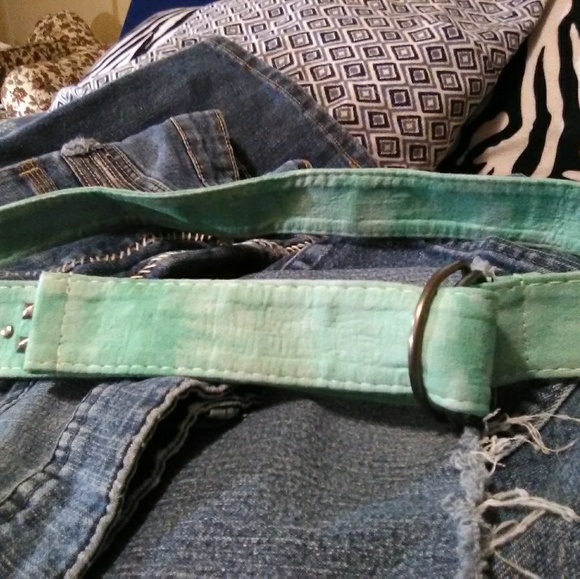 Women's distressed sherbert green belt; OS - Picture 3 of 5